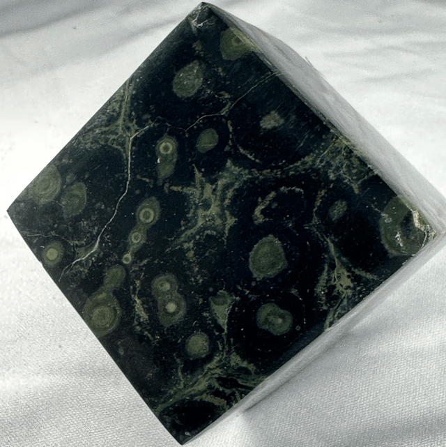 Cube - Kambamba Jasper