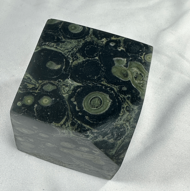 Cube - Kambamba Jasper