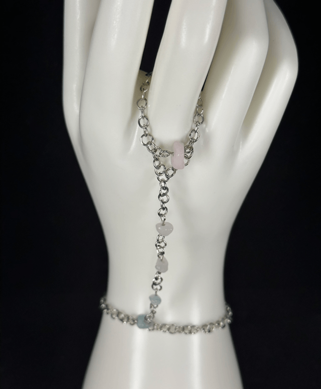 Bracelet - Finger Ring Chain Bracelet - Chip Crystal